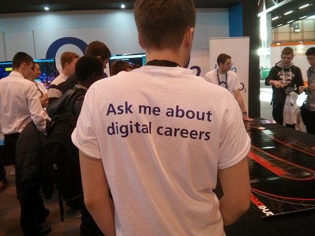 People are Skills Show 2014 discussing digital careers